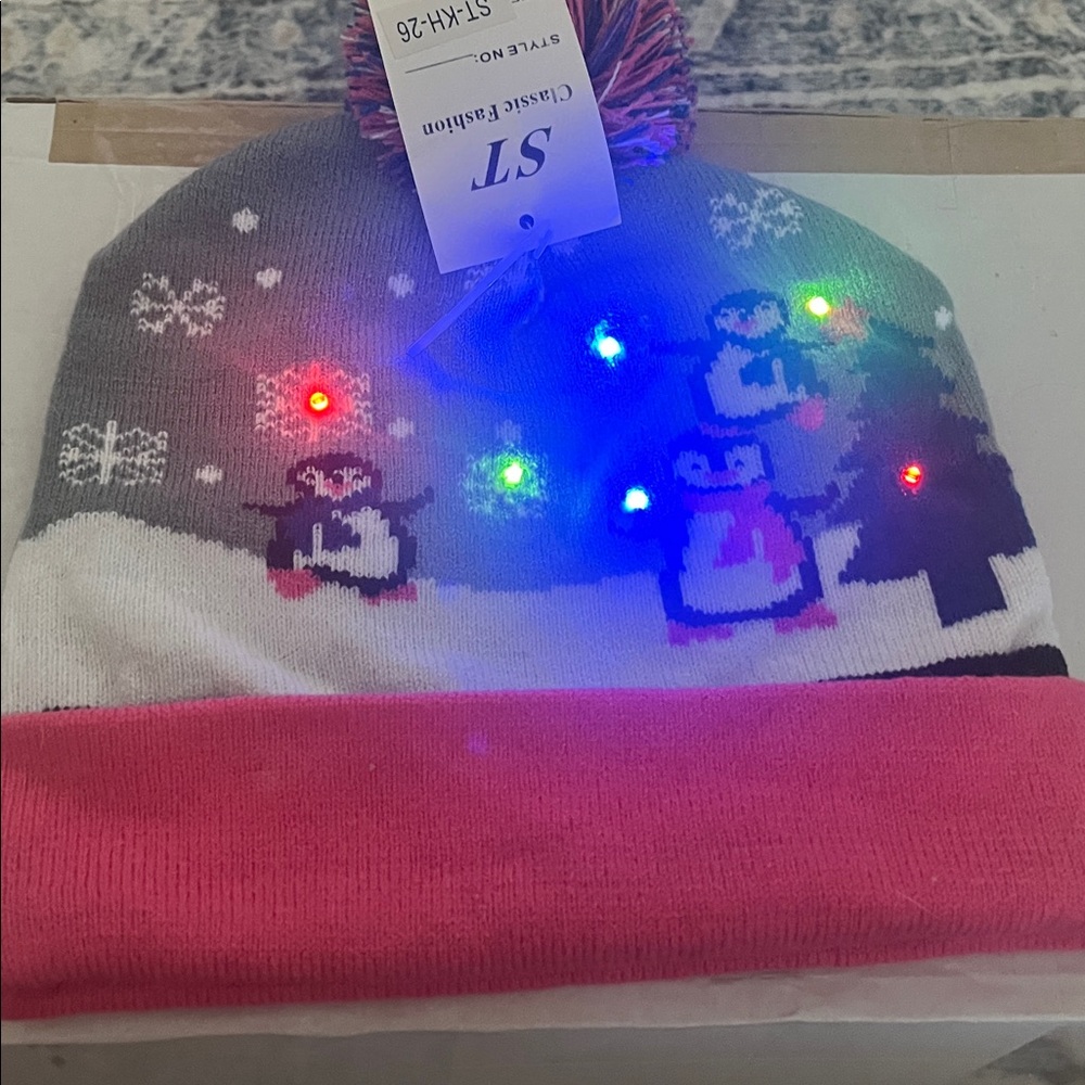Kids' Pink and Gray Penguin Beanie, with lights NWT - Picture 3 of 5